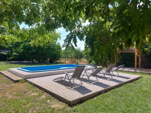 Szárcsa Apartman Sarud