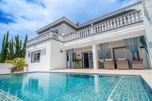 Villa Zion Tenerife with Heated Pool