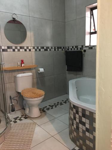 Ένα μπάνιο στο Kelmatic Guest House
