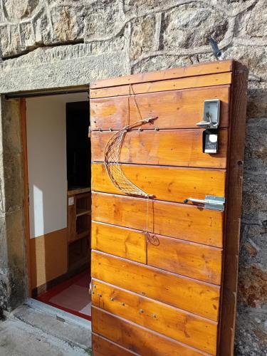 Φωτογραφία από το άλμπουμ του Moon Art σε Saint-Barthélemy-le-Meil
