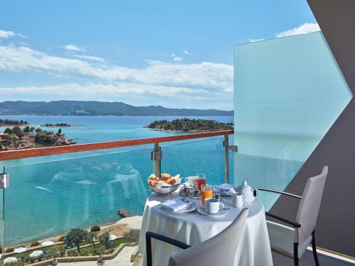 AKS Hinitsa Bay – Photos 5