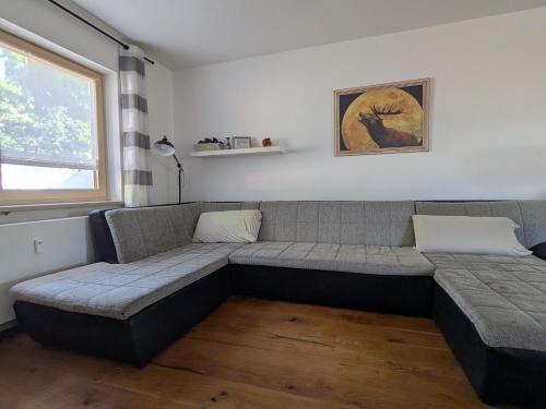Un pat sau paturi într-o cameră la Ferienwohnung Ludwigshöhe