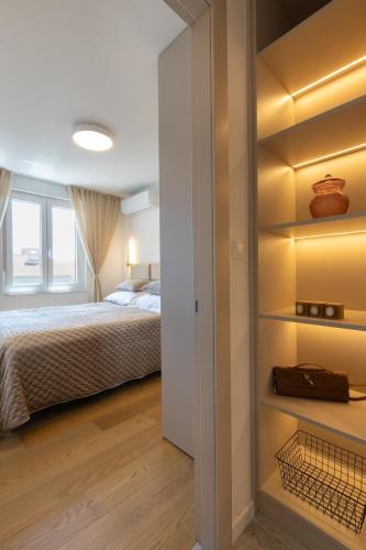 Luxury apartment Žnjan,Split-two bathrooms and free parking