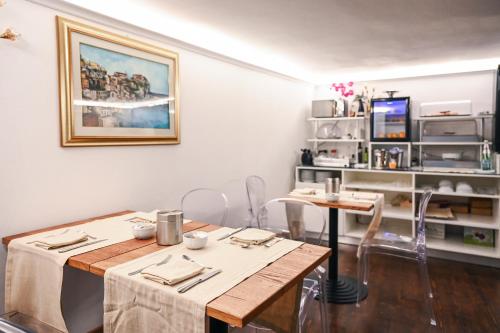 Kuchyň nebo kuchyňský kout v ubytování Hotel Palazzo Krataiis