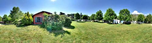Photo de la galerie de l'établissement Camping La Viste, à Rousset