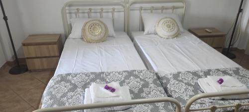 Imerolia Houseにあるベッド