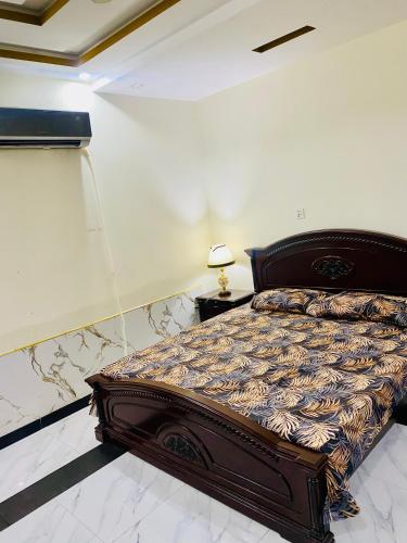 Φωτογραφία από το άλμπουμ του Park view furnished apartment σε Jhelum