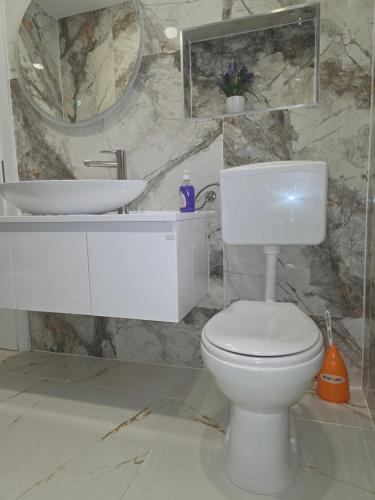 Ένα μπάνιο στο Apartmani Vesna