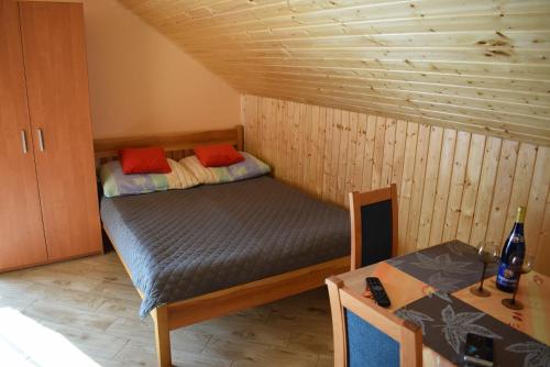 Postel nebo postele na pokoji v ubytování U BLIŹNIAKÓW pokoje gościnne