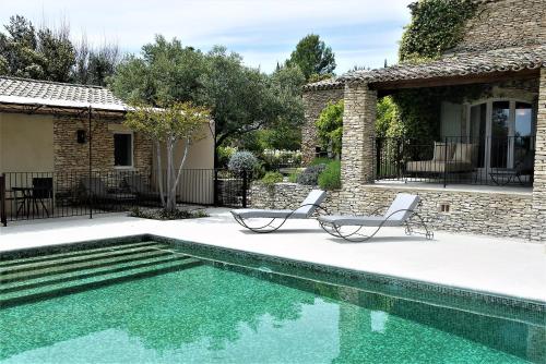 Piscina en o cerca de Le Phébus & Spa – Relais & Châteaux