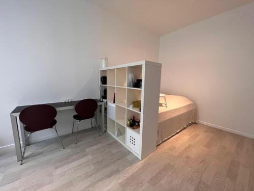 Studio lumineux sur cour à Bastille