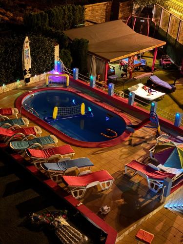 Princess&Prince Apartment with swimming pool and garden