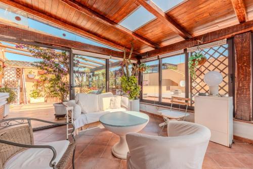 マリーナ・ディ・ポルティスコにあるFantastica Vista Costa Smeraldaのギャラリーの写真