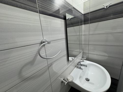 Gallery image of Villa Center & Pool Ksamil in Ksamil
