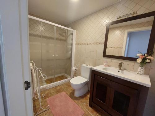 Koupelna v ubytování Agro dos Mouriños