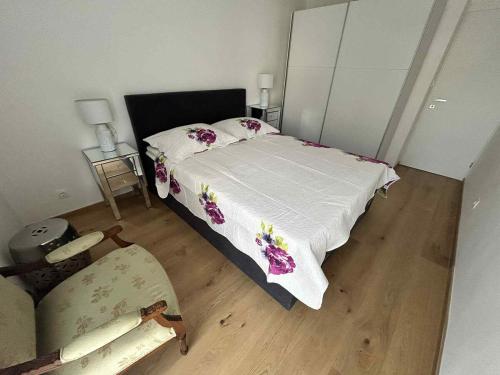 Cama o camas de una habitación en Charming Apartment Mari Žnjan