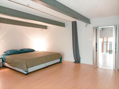 Bordeaux historic center Charming Duplex 5 travelers