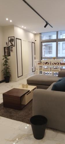 STUDIO Fakhr - Luxury apartment in Cairoにあるシーティングエリア