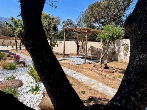 Κήπος έξω από το Residence I Pozzi