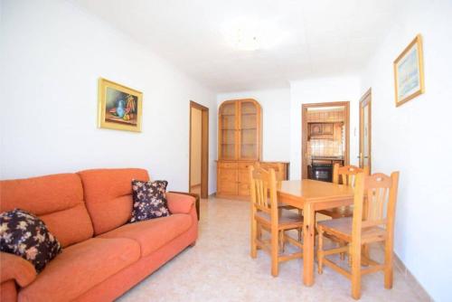 Posedenie v ubytovaní Apartamento muy cerca de la playa