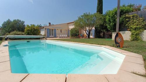 Villa avec piscine aux pieds des collines de Marcel Pagnol