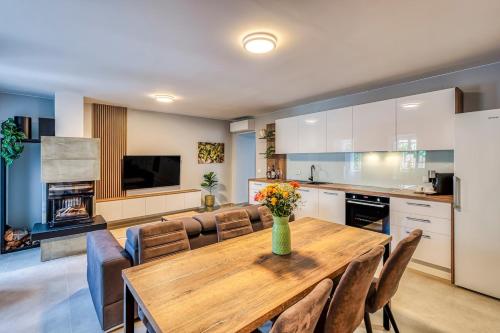 Neu Stilvolle Apartments im Zentrum von Krk nahe Strand