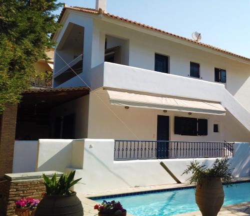 Gianni's village home