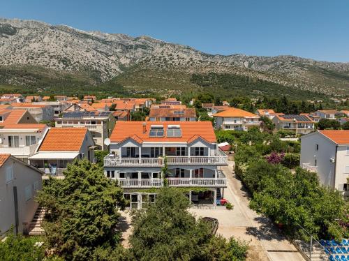 Villa Vrebac Badem on the Peljesac peninsula