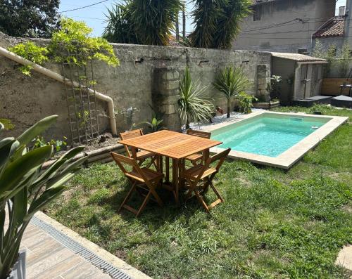 Charmant studio avec jardin