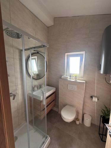 Phòng tắm tại Villa Asa Otok Vir