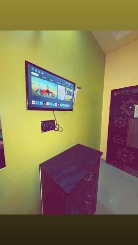 Μια τηλεόραση ή/και κέντρο ψυχαγωγίας στο Sun India Guest House