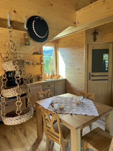 Apartament nad garażem - ,, Świt nad Krośnicą,,