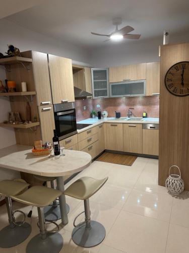 Dapur atau dapur kecil di L D House Lagonisi