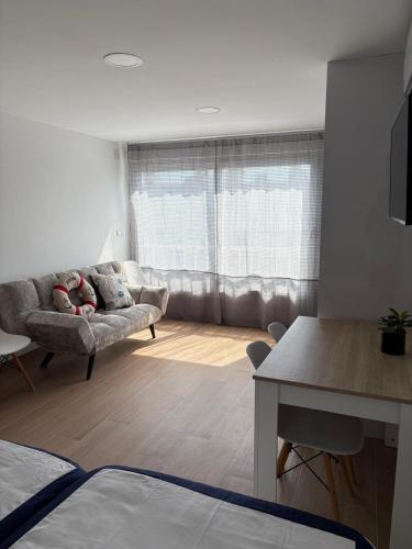 Apartment in La Pineda- Dorabeach