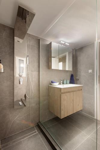 New Spacious 3BR Apt Near Kypseli 8 min to Metro