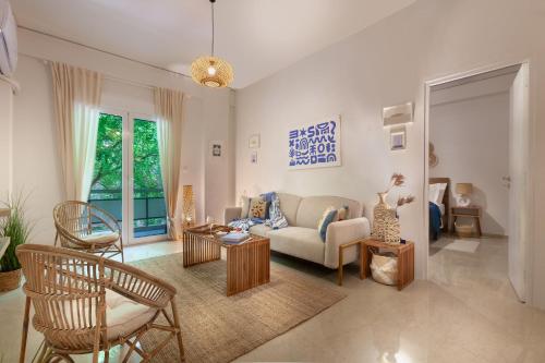 New Spacious 3BR Apt Near Kypseli 8 min to Metro