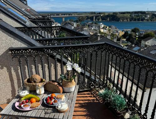 Mâncare la sau în apropiere de acest apartament