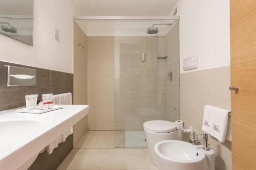 Un baño de New Villa Carlotta