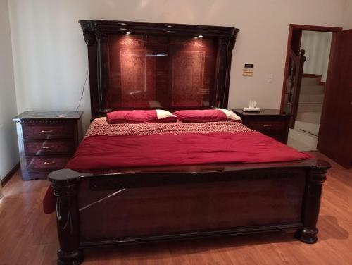 Ένα ή περισσότερα κρεβάτια σε δωμάτιο στο Residencia con Alberca privada y 4 Habitaciones