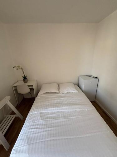 Chambre à 20 minutes de Paris NOTRE DAME, APPARTEMENT COMMUN