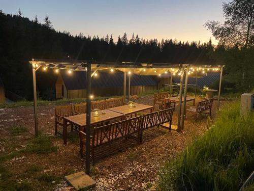 Photo de la galerie de l'établissement High Five Villas, à Pamporovo