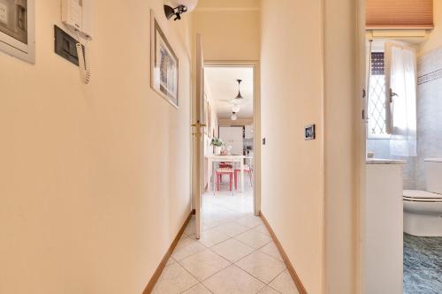 Foto dalla galleria di GOLDEN LUXE - Crispi Apartment in Lido di Camaiore a Lido di Camaiore