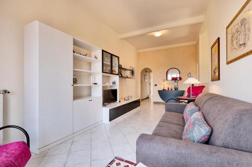 Area soggiorno di GOLDEN LUXE - Crispi Apartment in Lido di Camaiore