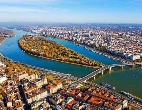Margaret apartment on buda site near Margaret island with AirCon