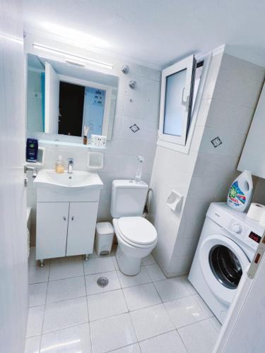 City Center 2-Bedroom Sun home