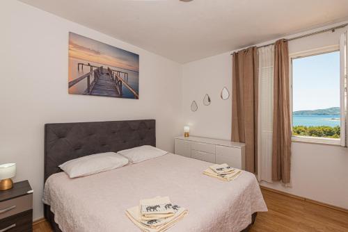 Apartments Burazer