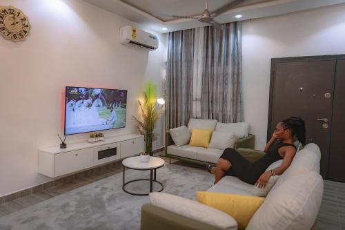 Una televisión o centro de entretenimiento en CMP APARTMENTS