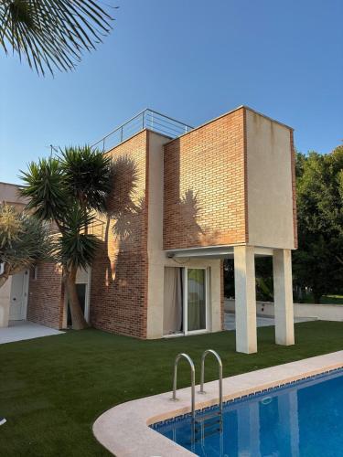 Exclusive Villa in Alicante Golf near the Beach