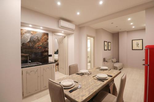 Modern Deluxe Oasis - 10 min to Rome Center, 2 Suites, AC & Wi-Fi