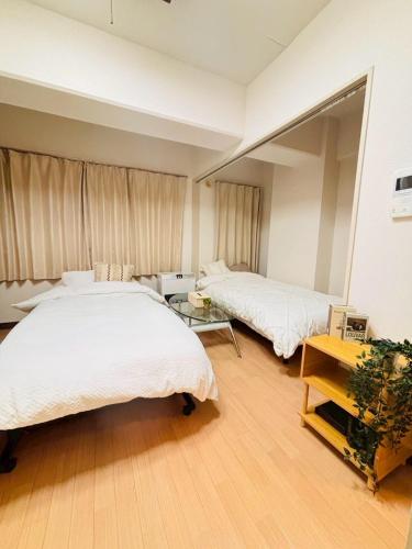 Nakajima502 1stop to Susukino, quiet location next to Nakajima Park, can accommodate 2 people